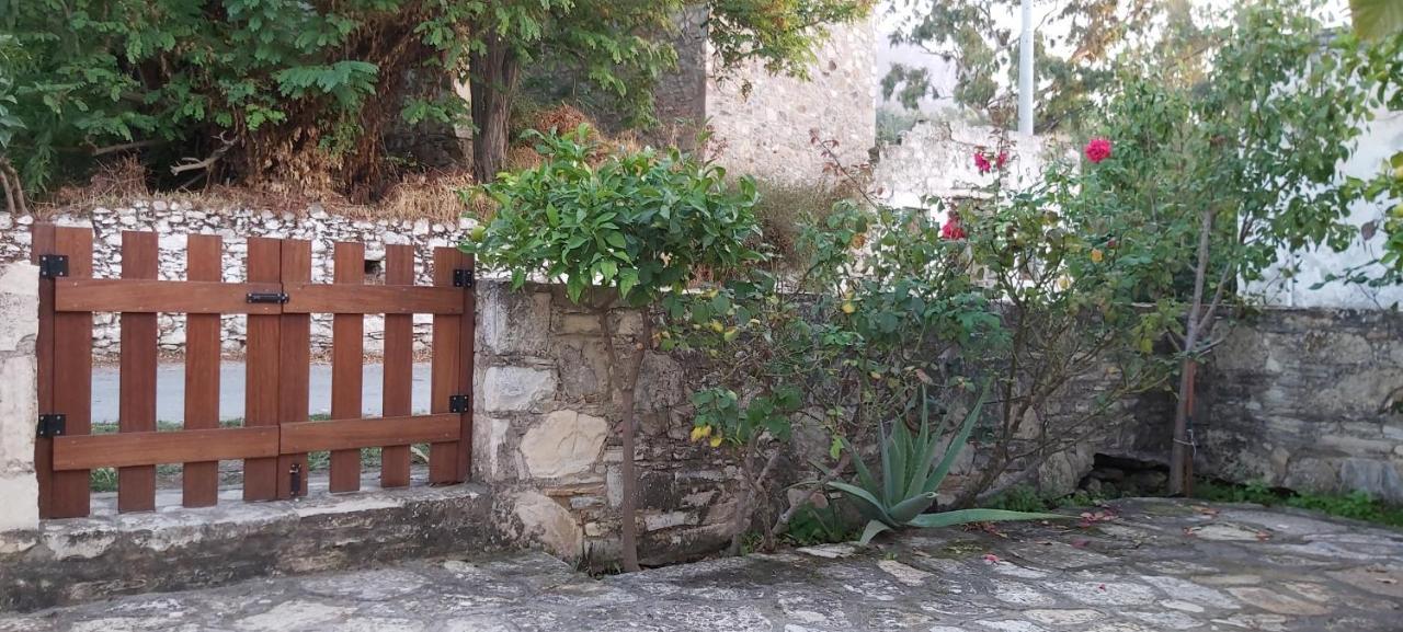 Small Traditional House In Asfendiou Kos Agios Dimitrios  المظهر الخارجي الصورة
